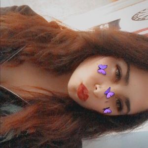 Meet your Posher, Alexis